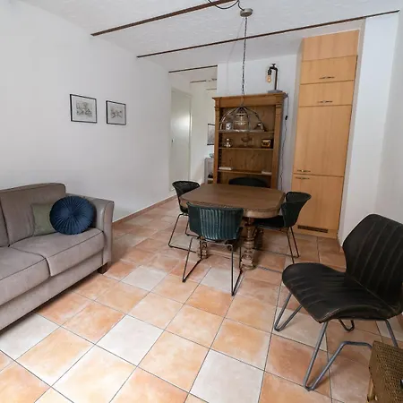 Op Adem Komen Op De Mooiste Plek In Het Heuvelland-de Boswachter Appartement