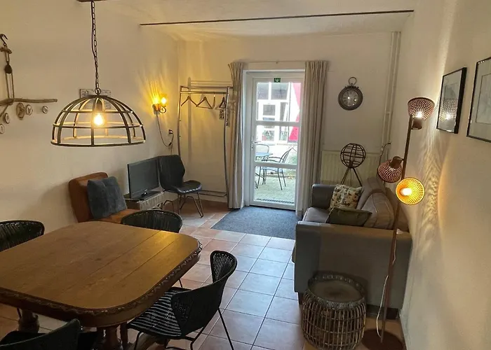 Op Adem Komen Op De Mooiste Plek In Het Heuvelland-de Boswachter Lejlighed *